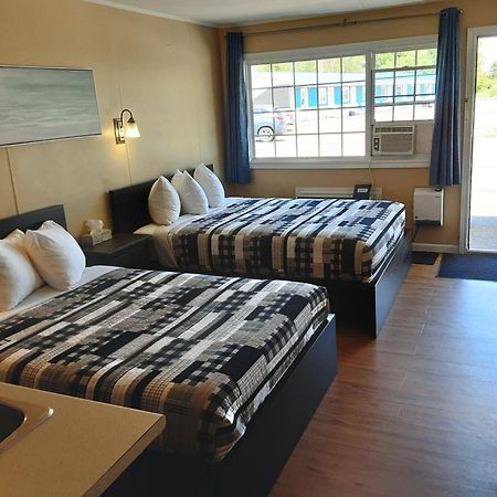Berry'S Motel トゥルーロ エクステリア 写真